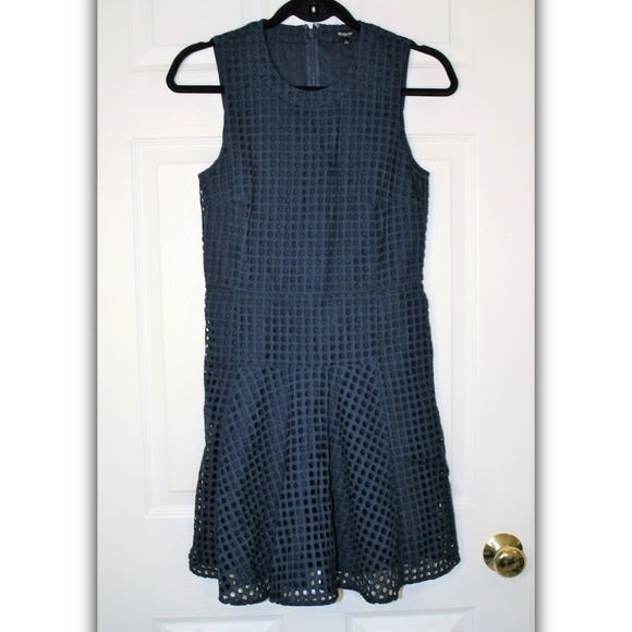 Madewell Eyelet Sun shade Navy Dress Sz 4 - Picture 3 of 7